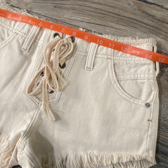 Free people creamy shorts NWOT - Picture 9 of 11